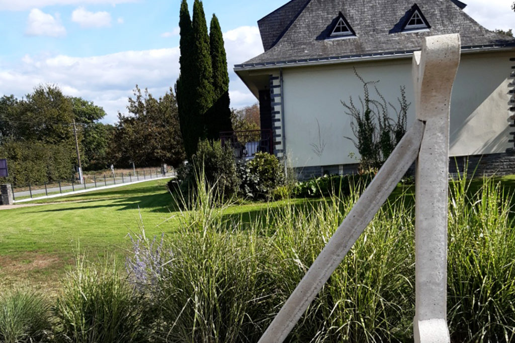 Poteaux béton pour étendoir à linge extérieur Robuste et durable Clôture Béton